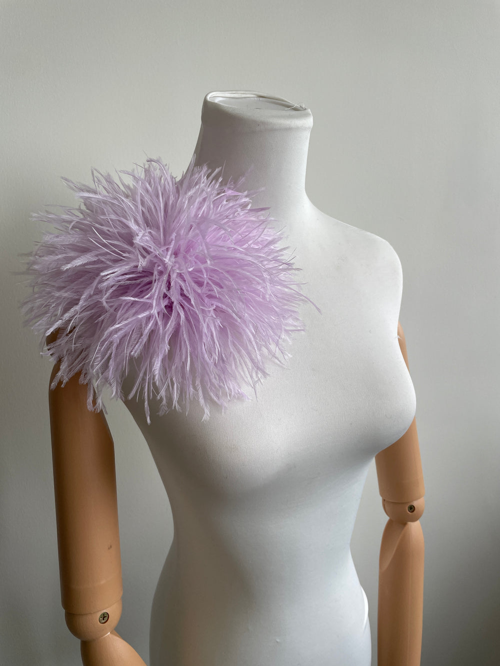 Light Purple Ostrich Feather Brooch with Triangle Feather Accents