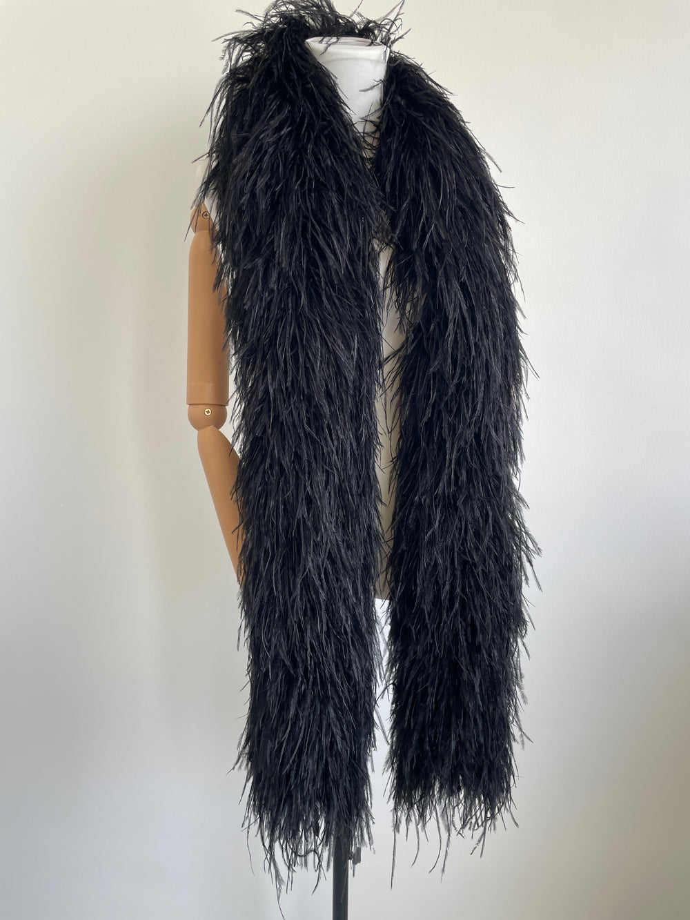 Black Ostrich Feather Boa Shawl – Luxury Feather Wrap