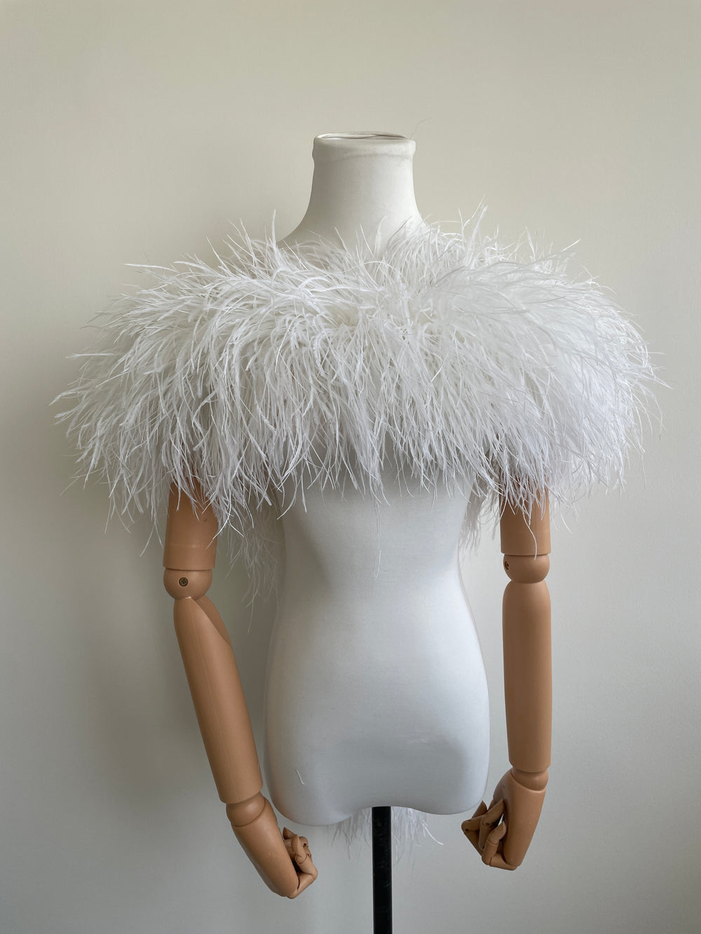 White Ostrich Feather Boa Shawl – Bridal Feather Wrap